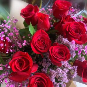 Ramo de rosas con 20 rosas rojas